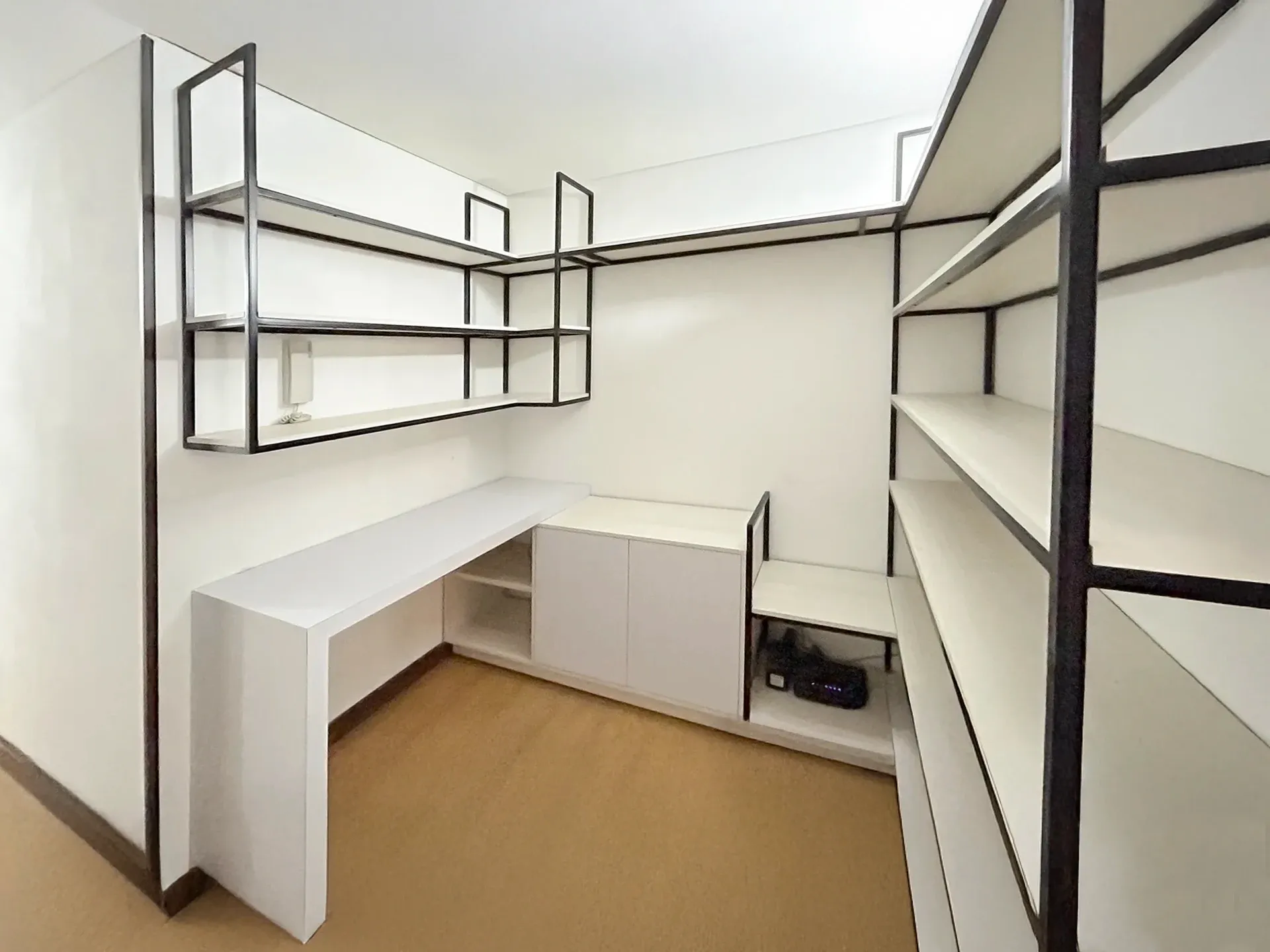 Escritorios y Bibliotecas (Home Office)